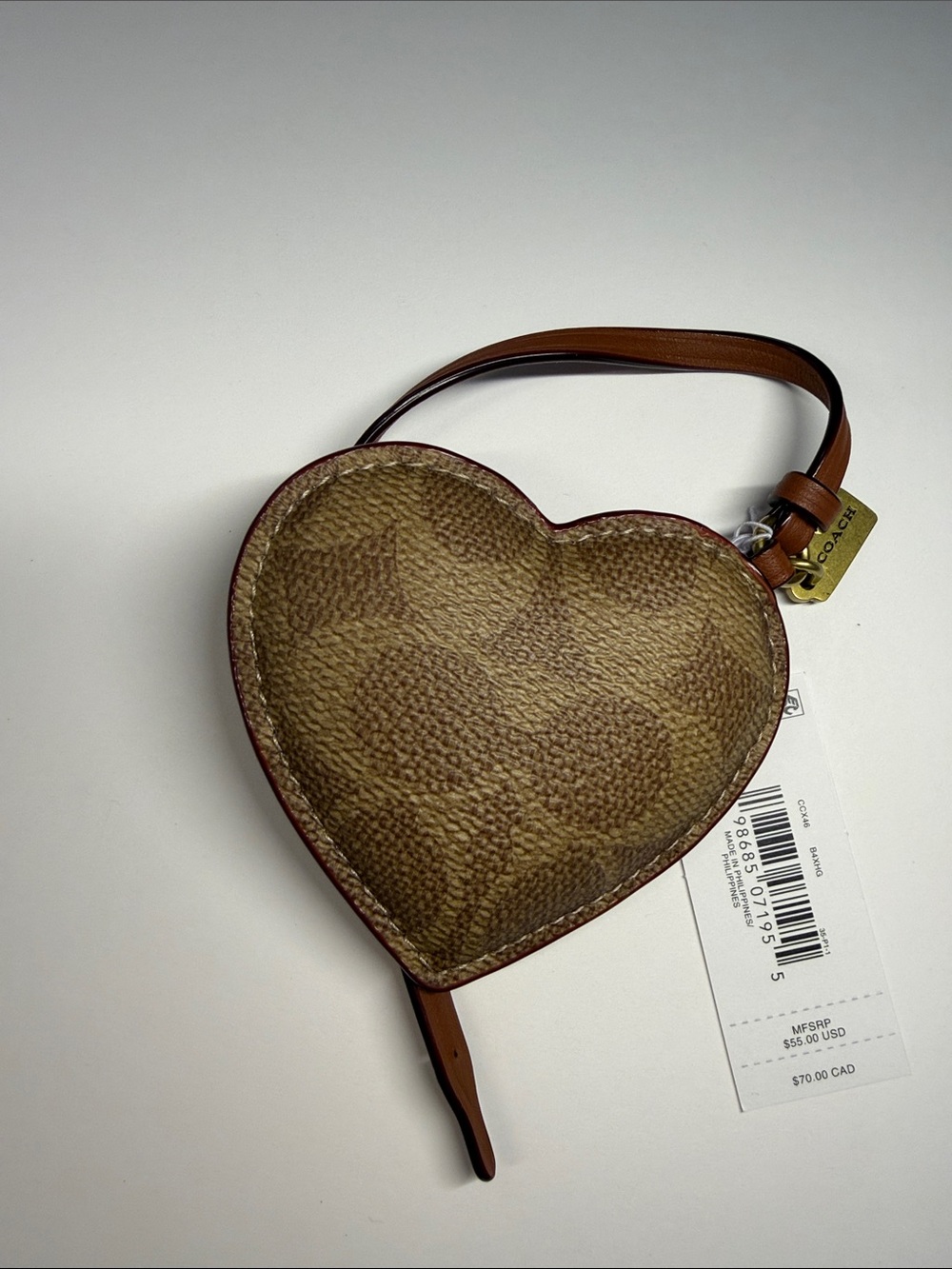 Coach Heart bag caharm in Khaki Brown NWT - Picture 2 of 3